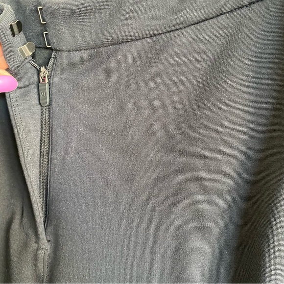 LULULEMON BLACK PANTS - Picture 6 of 12